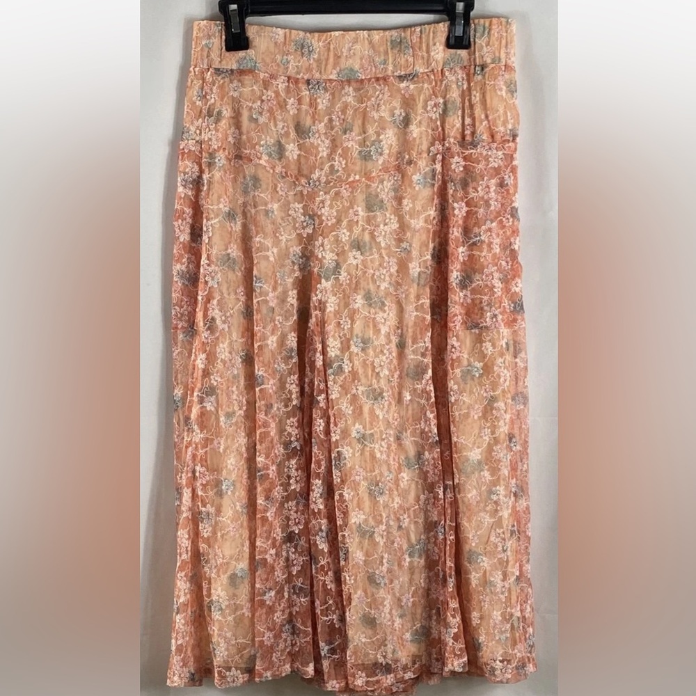 Free people 🌹Peach Floral bell pants - Lightweight Summer Style